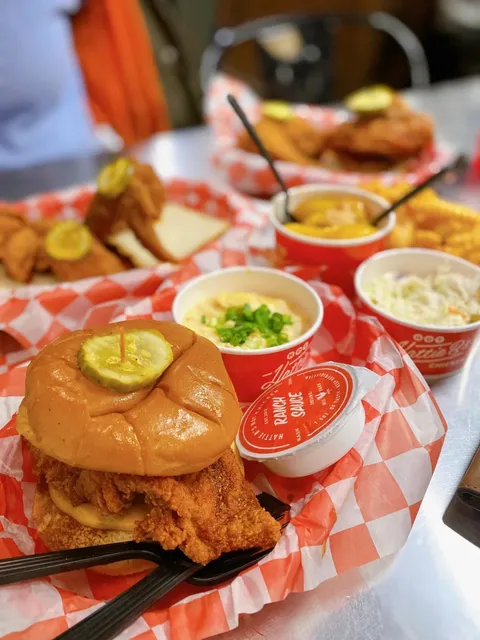 🍽️ Adele’s Nashville | Sister Restaurant to NYC’s Barbuto