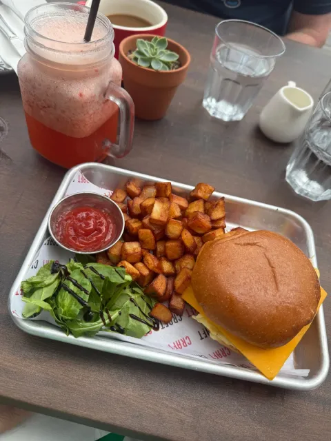 Delicious Brunch in Little Havana, Miami! 🥞🌴