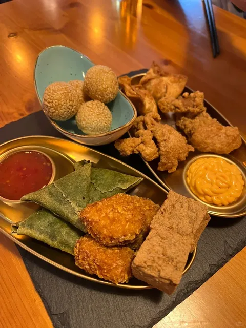 🇩🇪 Wuppertal Day Trip: Floating Trains & Sweet Surprises