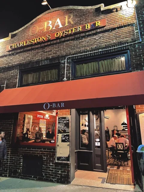 Charleston, SC | Affordable Oyster Feast! 🦪