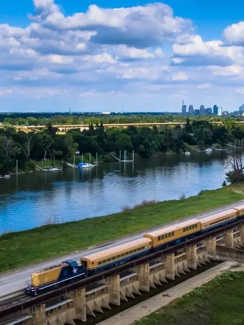 🎅 Sacramento’s Magical Christmas Train is Coming! 🎅