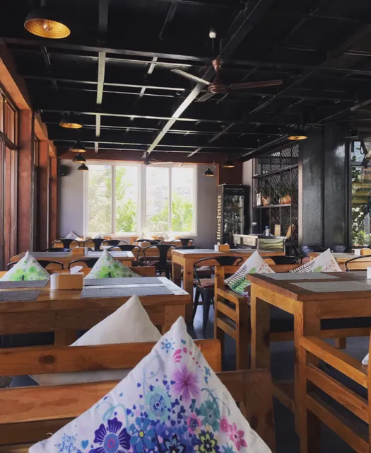 Even Potatoes and Eggs Carry the Taste of Mountains 🥔