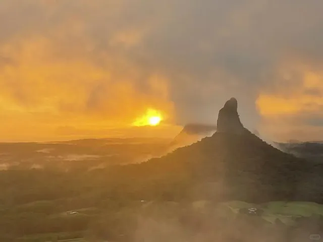 Sunshine Coast’s Top 4 Must-Visit Spots 🌿🌊