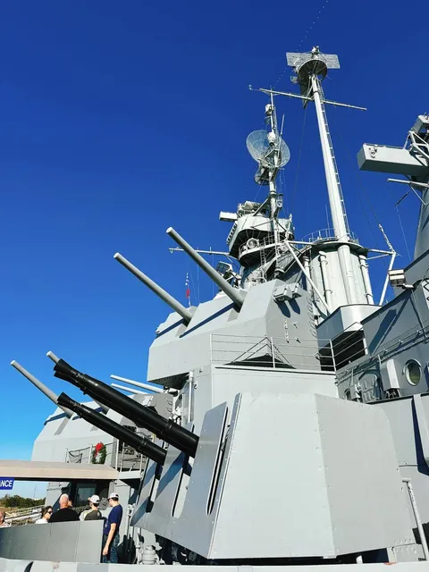  Visiting the USS Alabama Battleship & Blackbird Spy Plane! 