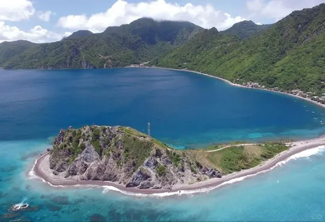 OMG! The Joy of Being a "Wild Child" in Dominica! 🌿🔥