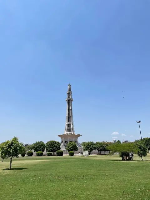 Pakistan: The Living Museum of Gandhara & Mughal Splendor 🌟