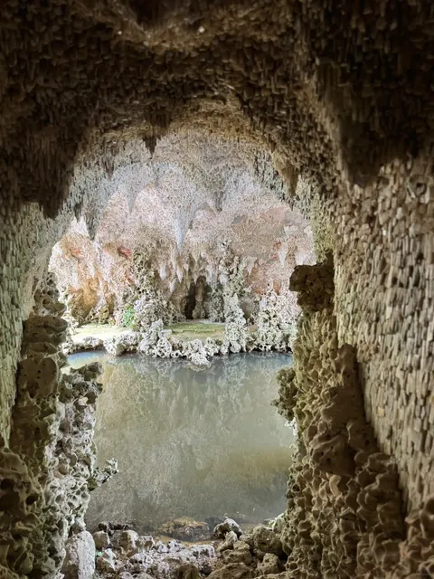 🇬🇧 Day Trip from London: Painshill Park