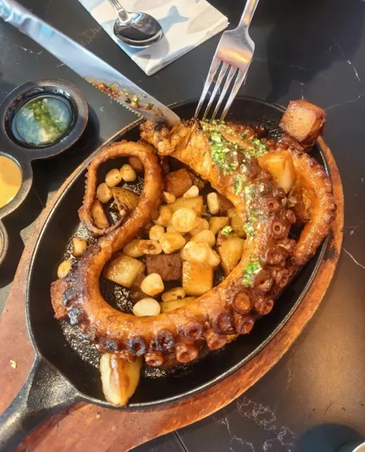 Miami's Diverse Culinary Experience Picks!