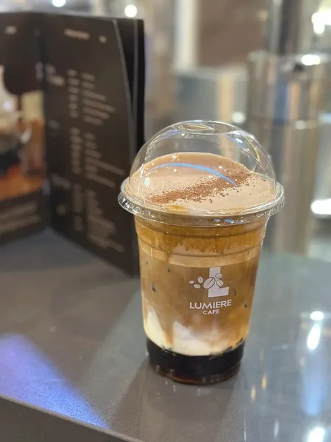 🇨🇦 ​​Vancouver Café Spotlight: Lumiere Café ☕️✨​​
