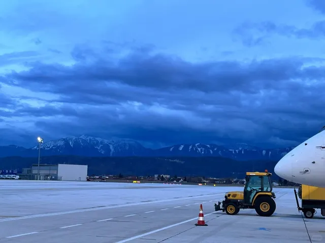Klagenfurt, Austria | Pastel Blue Skies & Hidden Gems ☁️💙