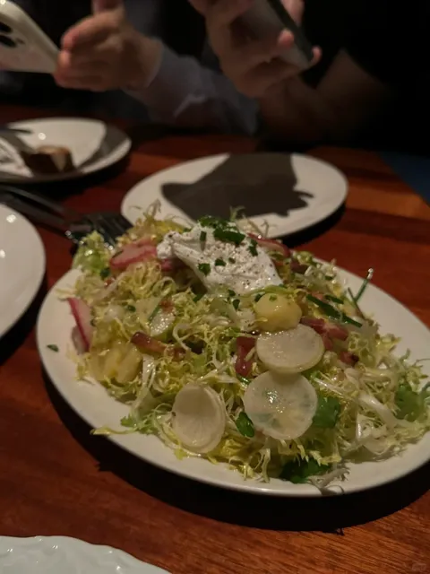 🍽️ Weekend Food Tour in Ithaca – Where to Eat with Friends!