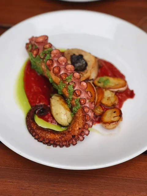 ​​🇬🇧 Tapas Brindisa: London Bridge’s No-Reservations Spanish Gem 🍷✨