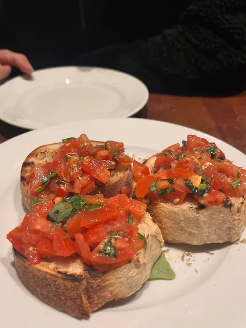 London Gem | Italian Family Restaurant