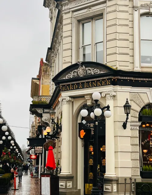 ​​Bard & Banker｜Victoria’s Hidden Gem Pub 🍴​​