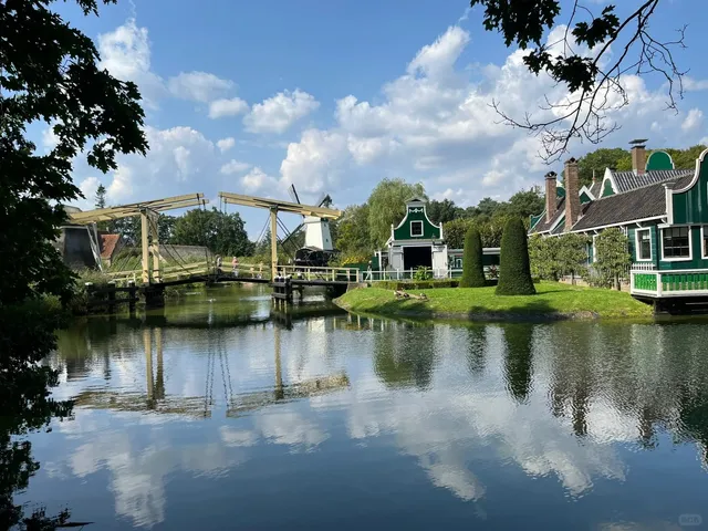 🇳🇱 Arnhem Day Trip Guide 🏃 Audrey Hepburn’s Hometown