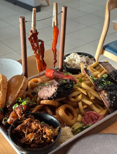 Finally Tried the American BBQ from Competitive Eaters’ Videos! 😛