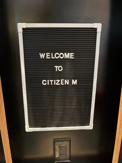 Smart Room? Yes, Please! 