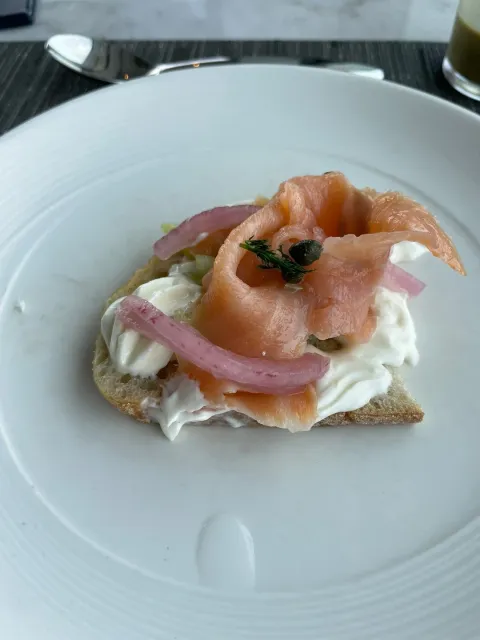 🌟 Polaris Lounge – A Hidden Gem for Travelers! 🌟