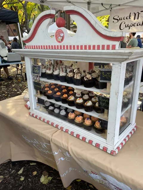 Found Ground Cherries in Chicago — Logan Square Farmers Market 🌿