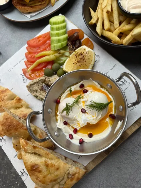 Melbourne | Ultra-Instagrammable French Brunch in Abbotsford