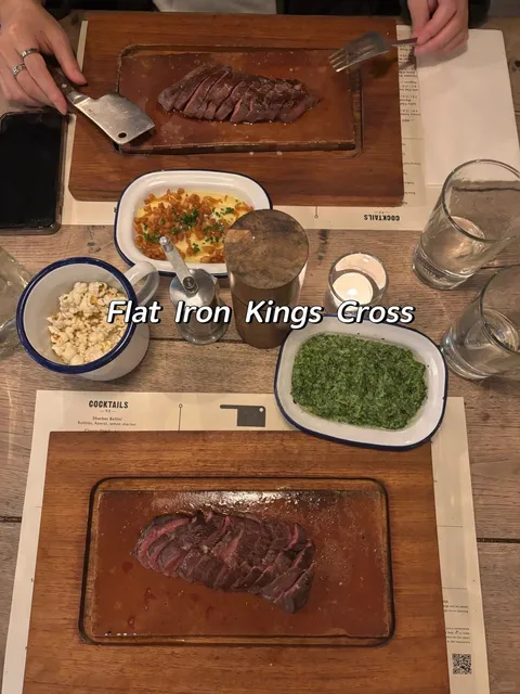 UK Food Adventure: Affordable and Atmosphere-Filled Steak in London 