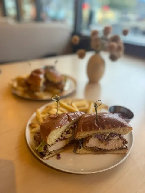 Fine Company in Summerlin – A Vegas Gem Worth Discovering! 🌿