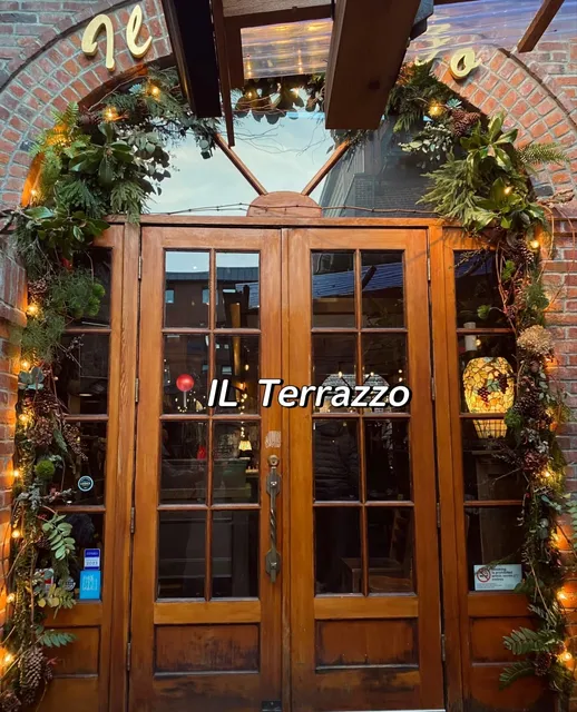 Victoria Travel Guide