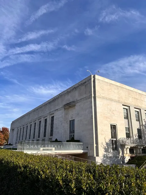 Fall in Washington D.C. Part 1 🍁☁️