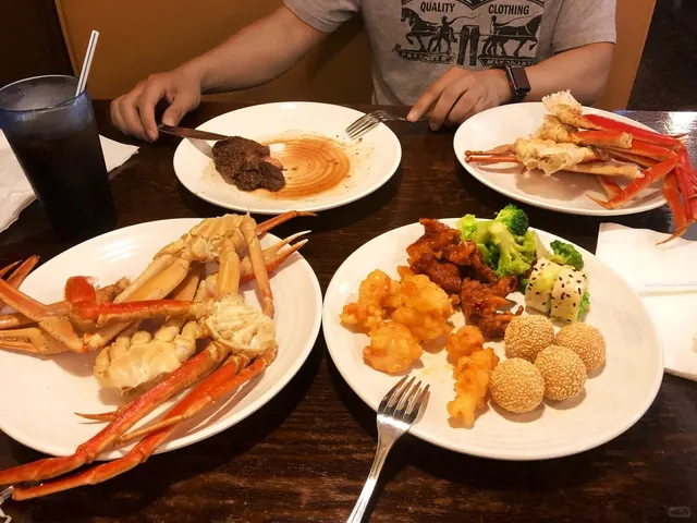 🦀 Purdue Students Can Now Enjoy All-You-Can-Eat Snow Crab!
