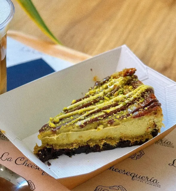 Málaga cheese cake ｜La cheesequeria