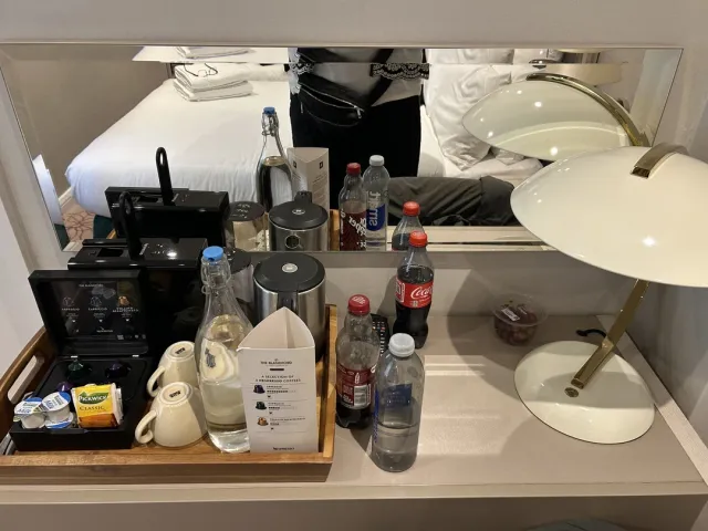 A Lovely Little Hotel Perfect for a Short Stay! 🏨💫