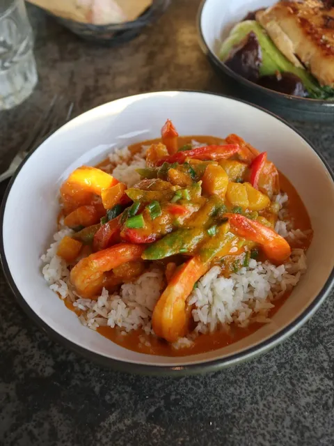 🇺🇸 LA’s Stunning Oceanfront Restaurant | Moonshadows 🌅🦪