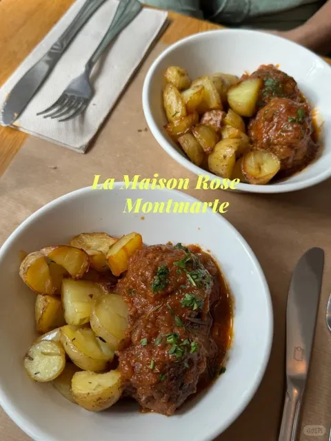 🌹🗼 Paris | Montmartre La Maison Rose 