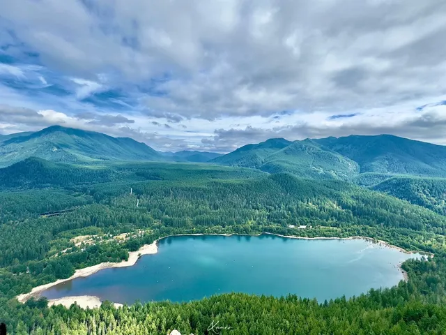 ​​Another Perfect Day at Rattlesnake Ledge Trail - Breathtaking Views!