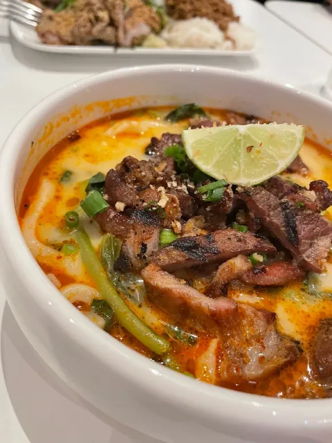 A Wonderful Unexpected Find ！！！🍜☕