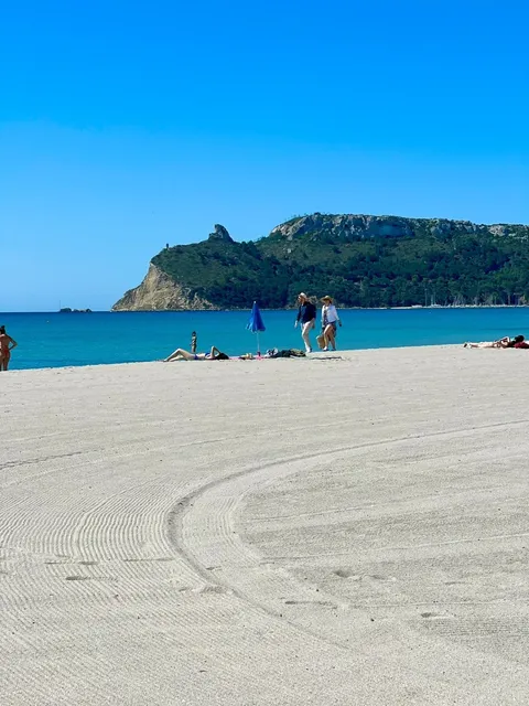 🇮🇹 Cagliari Ultimate Guide | Where to Eat, Stay & Play!