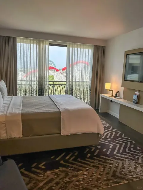 The SUPER DUPER Amazing Westin Hotel! 🌟