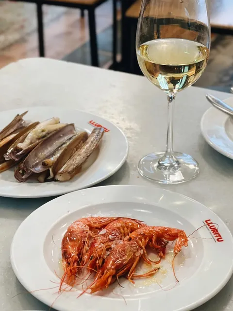 Barcelona | Seafood That Has Island People Giving Thumbs Up