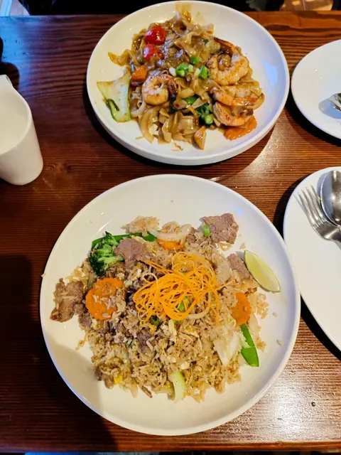 🌟 This Might Be Ontario's MOST Beautiful Maple Leaf Town: Huntsville 