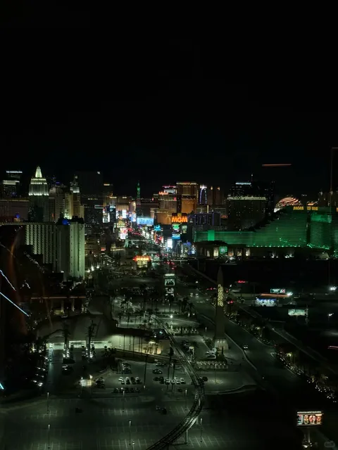 Vegas | Mandalay Bay Hotel's Hidden Easter Eggs