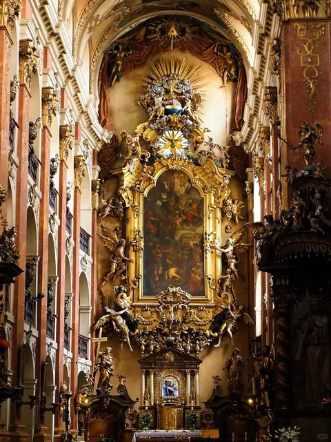 🇨🇿 Prague | The Romantic Poem of the "City of a Hundred Spires"