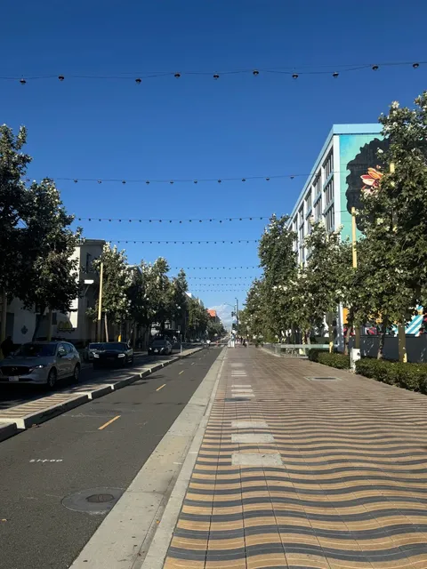 【Santa Monica】The Hotel with the BEST Location in LA! 🏝️