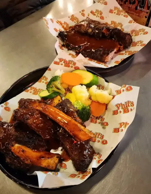 My Queueing Experience at Phil's BBQ 😊