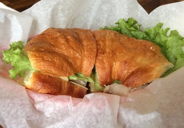 Caramel Cookie Waffle: A Sweet Afternoon Delight