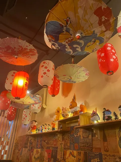 Manhattan Sushi Spot: Creative Summer Rolls + Anime Paradise!