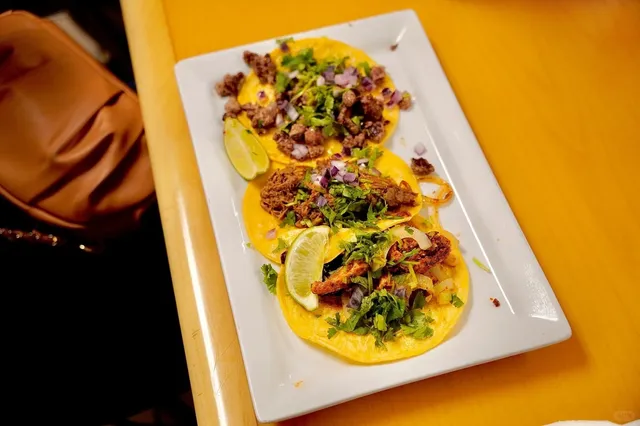 🌮 Authentic Mexican Restaurant in Albuquerque: La Guelaguetza 🌶️
