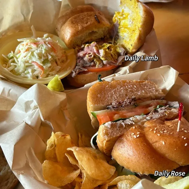 Kingston｜Sandwich Shop｜Yellow Deli