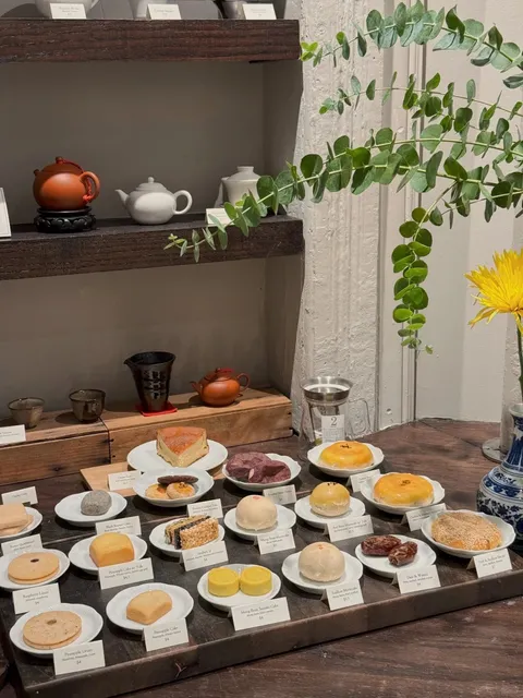 A Hidden Tea Room in the West Village 🫖