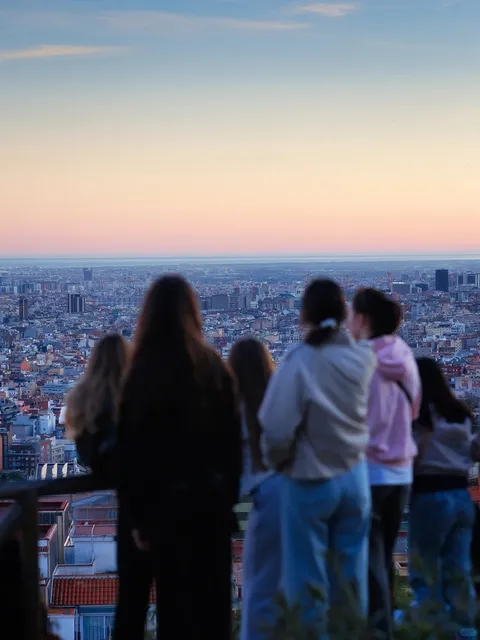 🇪🇸 Barcelona Sunsets: The World’s Most Romantic Goodbye 🌇