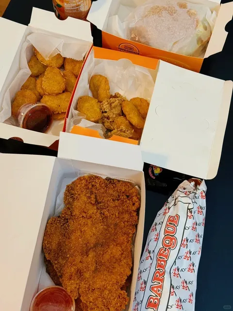 Is Jersey City’s Crispy Fish Burger Here to Save the Day?! 🍔🐟